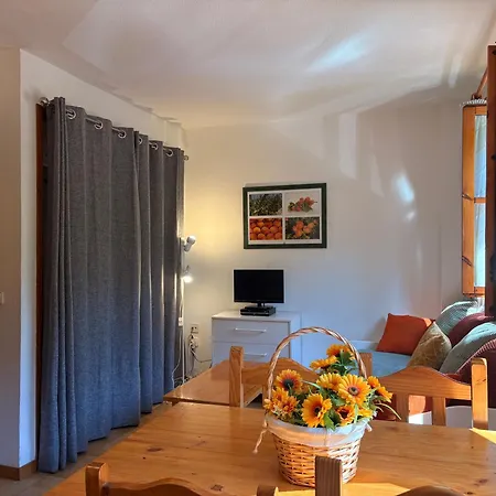 Agradable Y Rustico, Perfecto Parejas - Cuc 7 Apartament